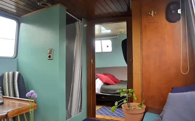 Floating B&B Amsterdam - photo 3