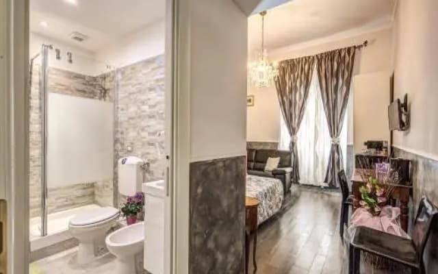 Piazza Del Popolo 3 Rooms 3 Bath - photo 3