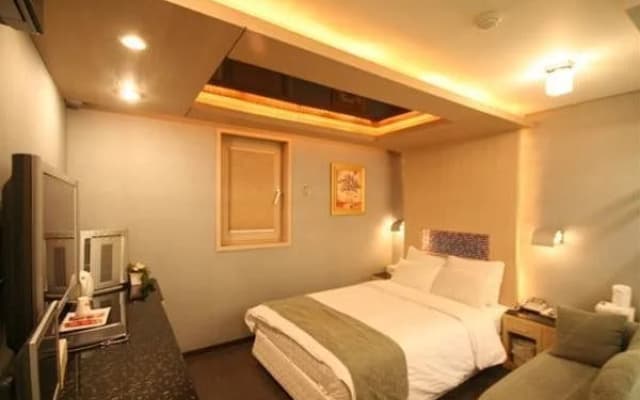 IMI Hotel - photo 3