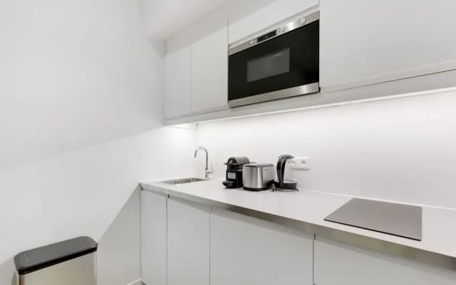 Pick A Flat's Passage Cardinet apartment - photo 5
