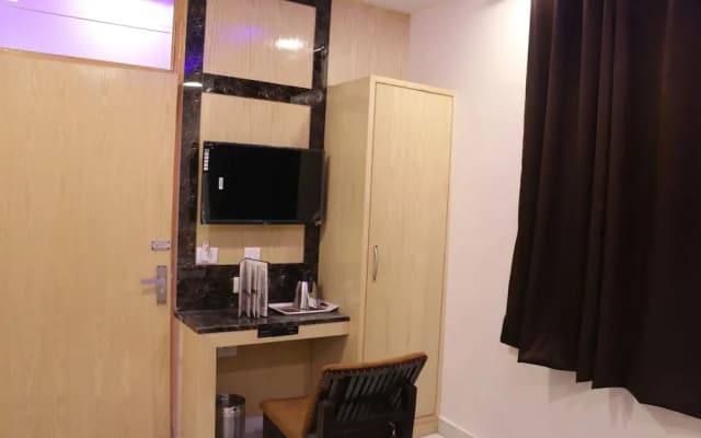 Hotel Karlo Kastle - Paharganj - photo 5