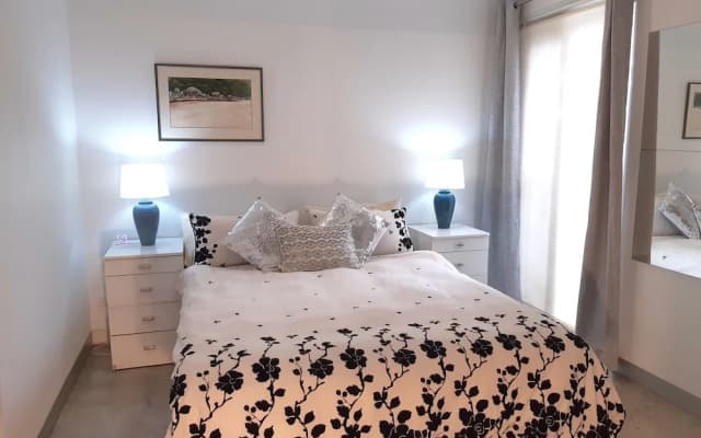 StayCentral - Fairfield 4Br Home - photo 3