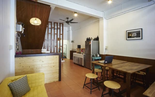 305 Hostel - photo 3