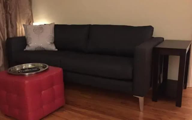 Hollywood Private One-Bedroom Apartment - photo 2