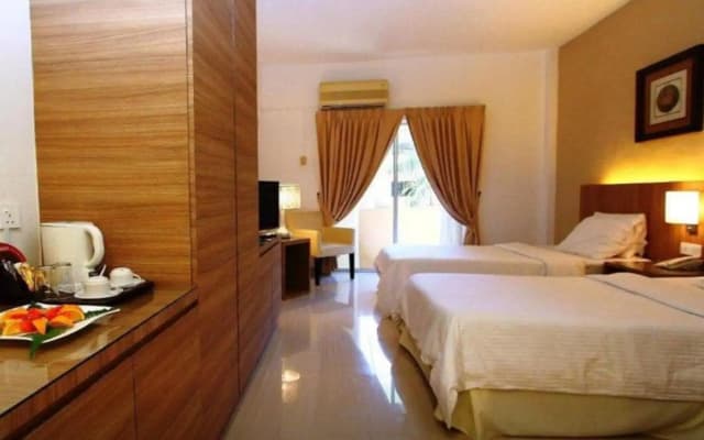 Rompin Beach Resorts - photo 4