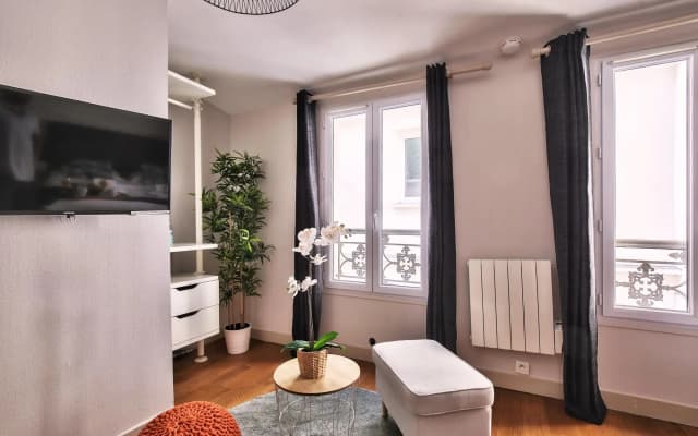 B 833 - Porte de Versailles - Lovely Apartment - photo 3