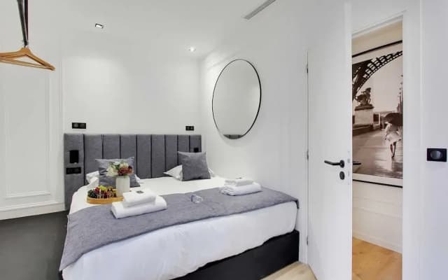 Modern Apartment - 2br/6p - Bonne Nouvelle - photo 2