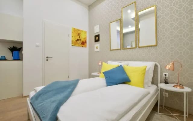 St King 11. Studio Apartments - photo 5