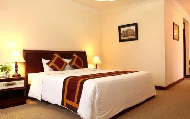 Saigon Hotel - photo 5