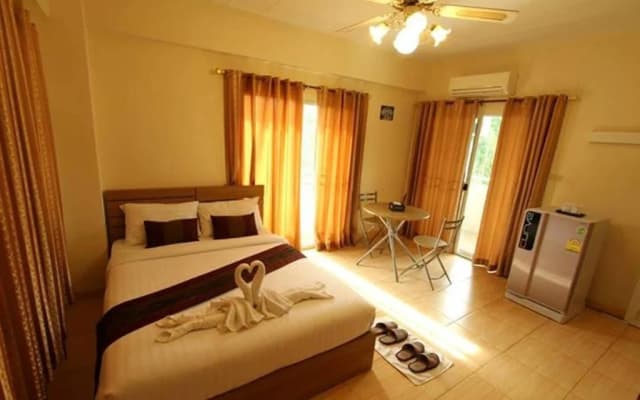 Tratip Hotel - photo 3