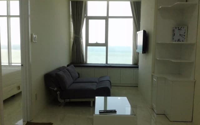 Beach Front Apartment - photo 5