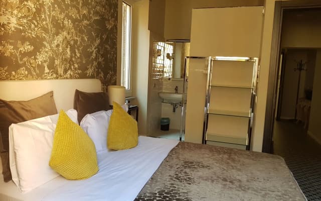 Trevi Beau Boutique Hotel - photo 3