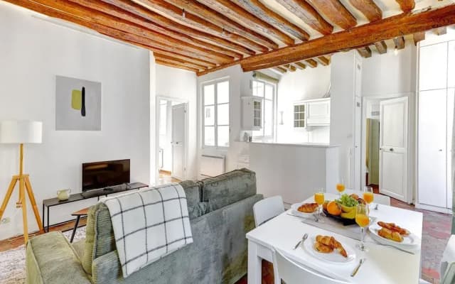 Charming 1BR Near Latin Quarter - photo 5
