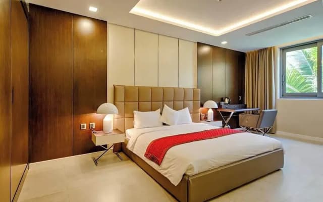 Luxe 6BR Beachfront Villa: Group Getaway Haven - photo 5