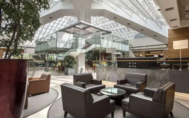 Ergife Palace Hotel - photo 2