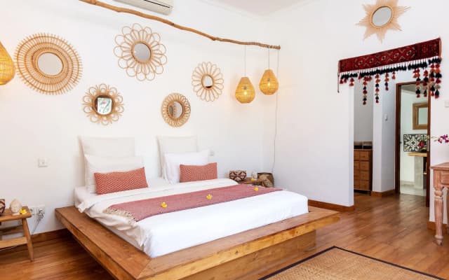 Villa Makasih by Villa Finder - photo 2