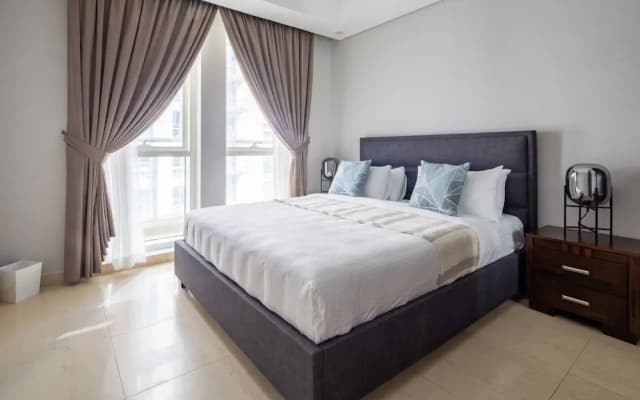 Spacious & Adorable 1BR in Downtown Dubai - photo 4