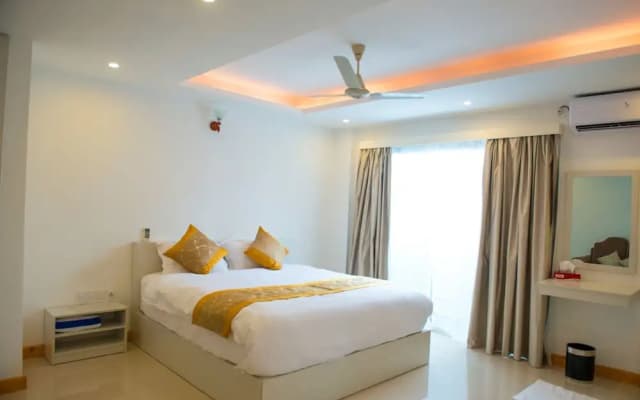 Xen Midu Hotel Addu City Maldives Hotel - photo 4