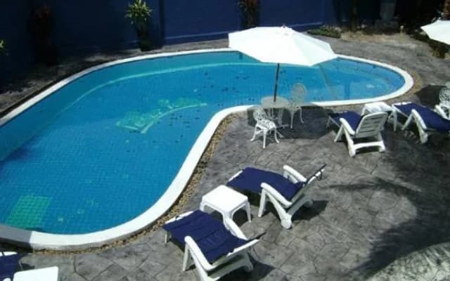 Tiki Garden Resort - photo 3