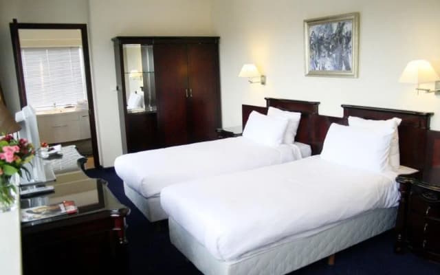 XO Hotels Blue Tower - photo 3
