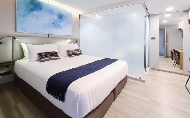 Sova Hotel Bangkok - photo 4