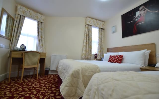 Best Western Greater London Hotel - photo 5