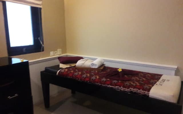 The Radiant Hotel - photo 5