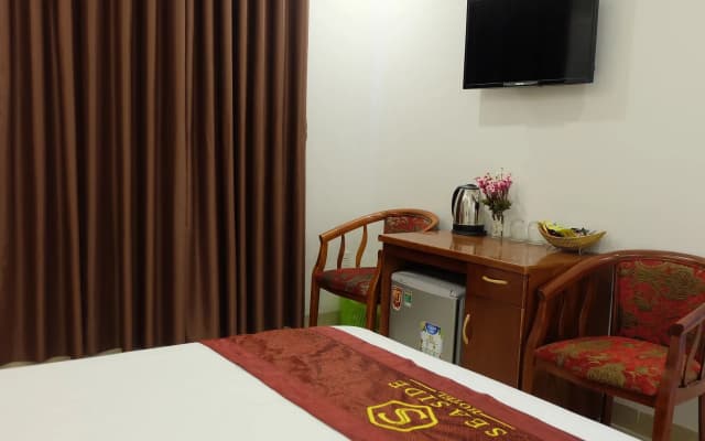 Seaside Hotel - photo 2