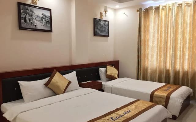 Victoria Hotel - photo 2