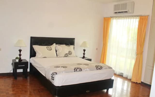 Siaga Raya Creative Villas - photo 2