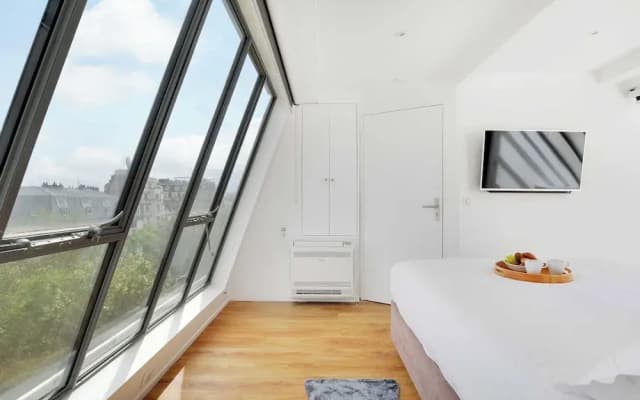 Exceptional Triplex With Terrace - Montmartre - photo 2