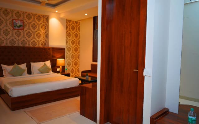 De Pavilion Hotel - photo 2