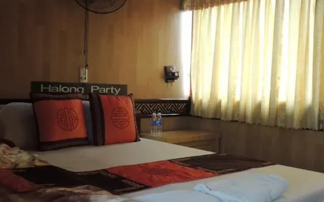 Halong Party Cruises - photo 3