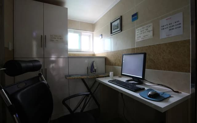 2 Residence - photo 3