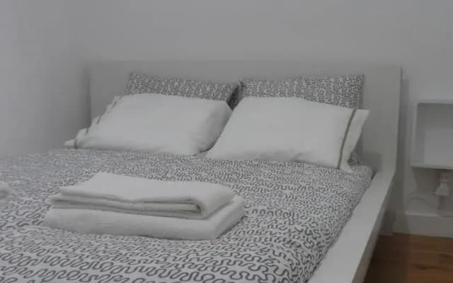 Lisbon Lovely Flat With Balcony - photo 3