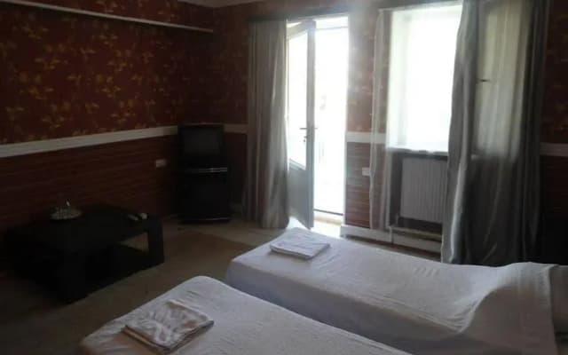 Hotel 444 - photo 4