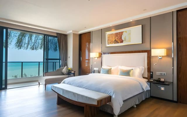 Forest City Marina Hotel - photo 4