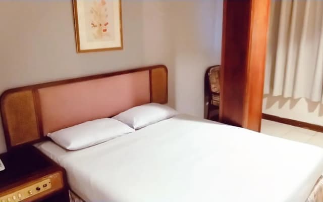 Harbour Inn Melaka - photo 4