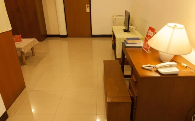ZEN Rooms Best Pratunam - photo 5