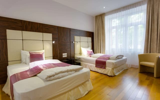 Best Western Plus Hotel Arcadia - photo 3