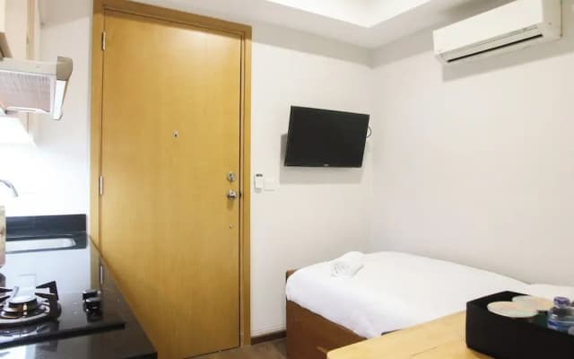 Fabulous 1Br The Mansion Kemayoran Apartment - photo 3