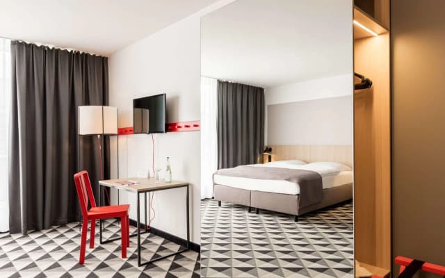 Premier Inn Wien City Hauptbahnhof - photo 3