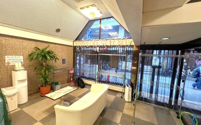 Business Inn Sennichimae Hotel - photo 2