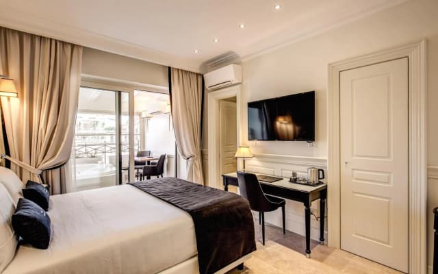 Hotel Domus Mea - photo 3