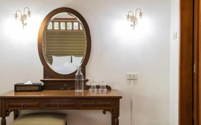 Royal Riverside Resort Spa - photo 2