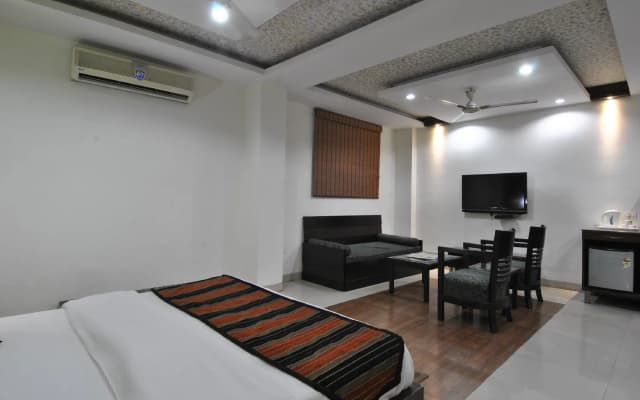 Hotel Chand Palace - photo 3