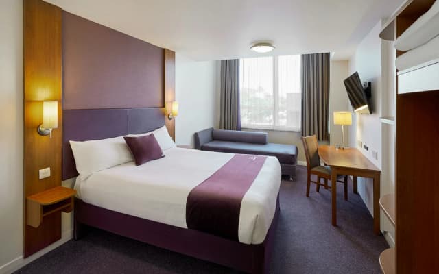 Premier Inn Edinburgh Leith Waterfront - photo 2