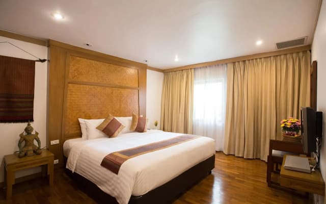 The Tarntawan Hotel Surawong Bangkok - photo 4