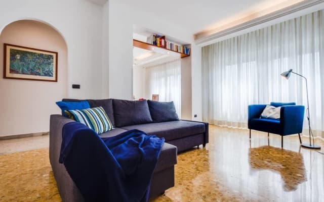 Large Bright Flat 15 Mins From Castel Sant'angelo - photo 5