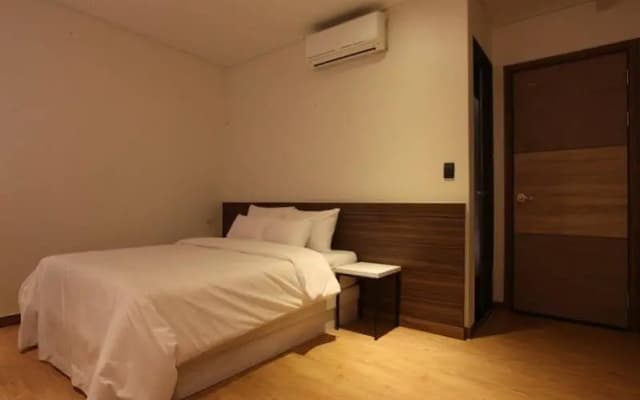 Western River Gangseo Hotel - photo 4